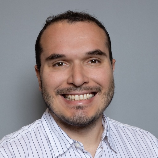 André M. Ribeiro-dos-Santos